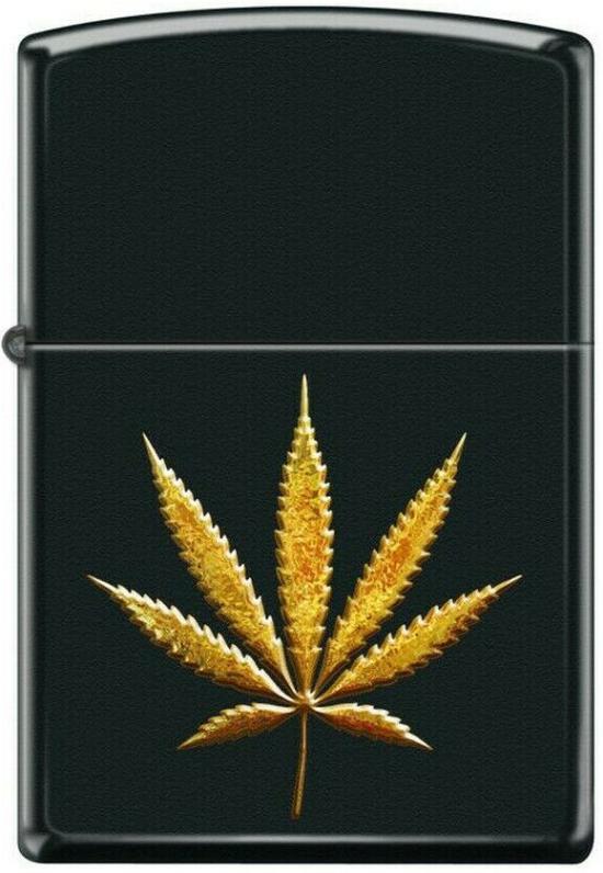  Zippo Gold Cannabis Leaf 8471 aansteker