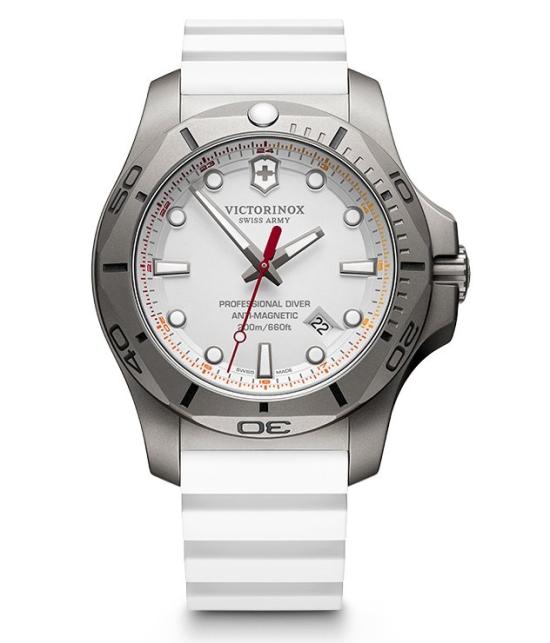 Horloge Victorinox INOX Professional Diver Titanium 241811